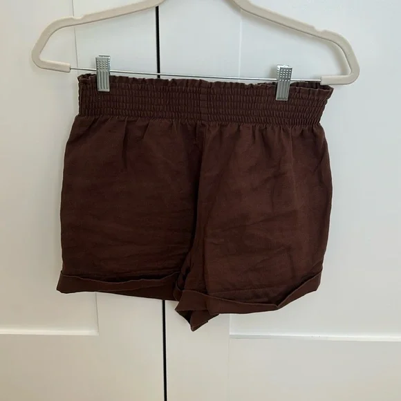 Linen pull-on shorts - Picture 1 of 5